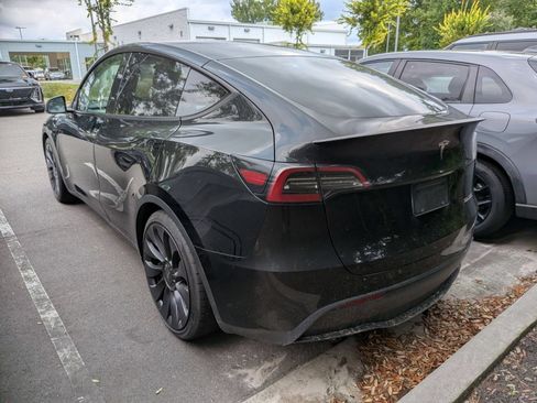 Used 2023 Tesla Model Y Performance AWD/4WD image 4