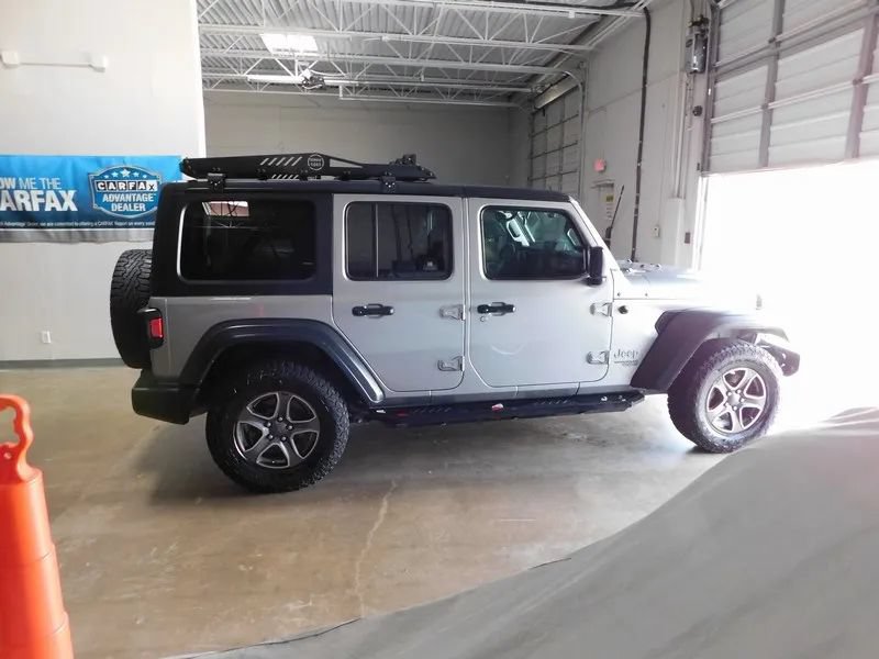 Used 2018 Jeep Wrangler Unlimited Sport S AWD/4WD image 8