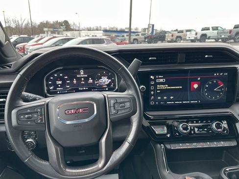 Certified 2025 GMC Sierra 2500 AT4X image 17