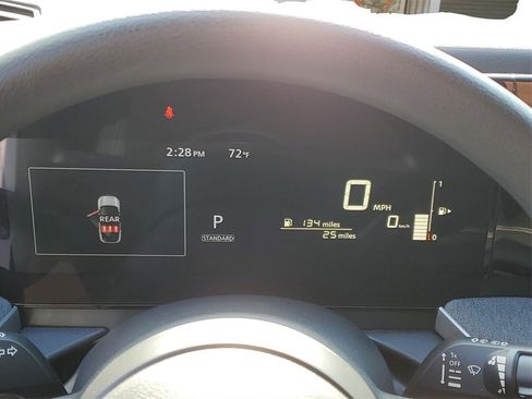 Used 2025 Nissan Kicks SV image 19