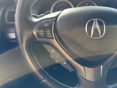 Used 2011 Acura TSX Sedan image 32