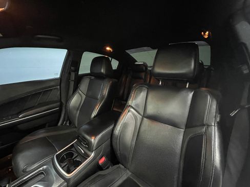 Used 2018 Dodge Charger R/T w/ Plus Group image 12