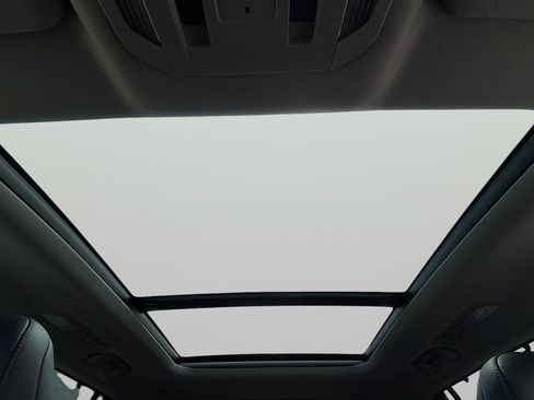 Used 2026 Toyota Highlander Platinum image 26