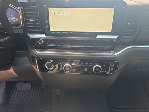 Used 2024 GMC Sierra 1500 Elevation AWD/4WD image 21