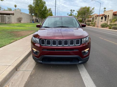 Used 2021 Jeep Compass Latitude FWD image 7