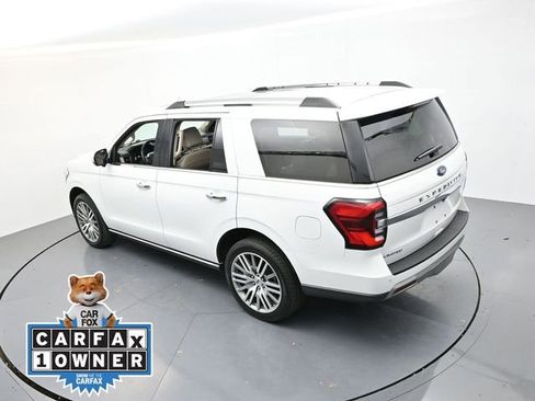 Used 2023 Ford Expedition Limited image 24