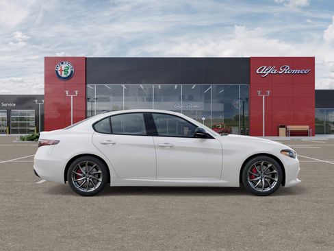 New 2025 Alfa Romeo Giulia AWD w/ Driving Assist Package image 12