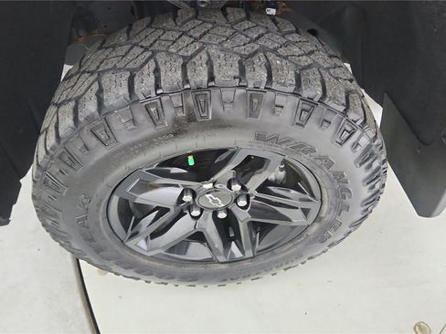 Used 2021 Chevrolet Silverado 1500 LT Trail Boss w/ Convenience Package II image 31