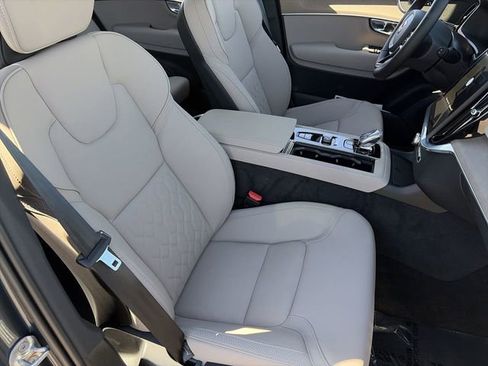 New 2026 Volvo XC90 T8 Plus w/ Protection Package AWD/4WD image 12
