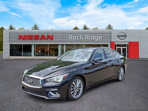 Used 2023 INFINITI Q50 Luxe w/ Cargo Package AWD/4WD image 4