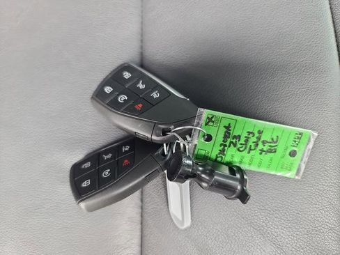 Used 2023 Chevrolet Tahoe Z71 w/ Z71 Off-Road Package image 43