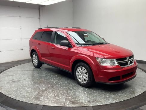 Used 2019 Dodge Journey SE image 28