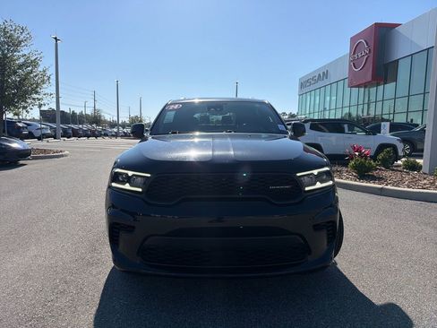 Used 2024 Dodge Durango GT RWD image 2