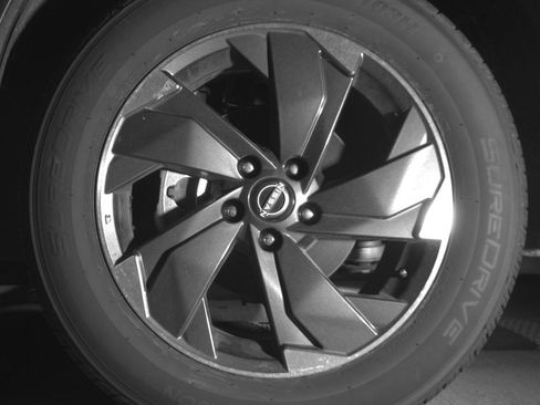 Used 2025 Nissan Rogue SV AWD/4WD image 12