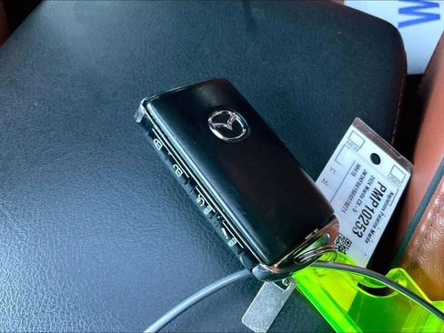 Used 2024 MAZDA CX-5 Carbon Edition image 12