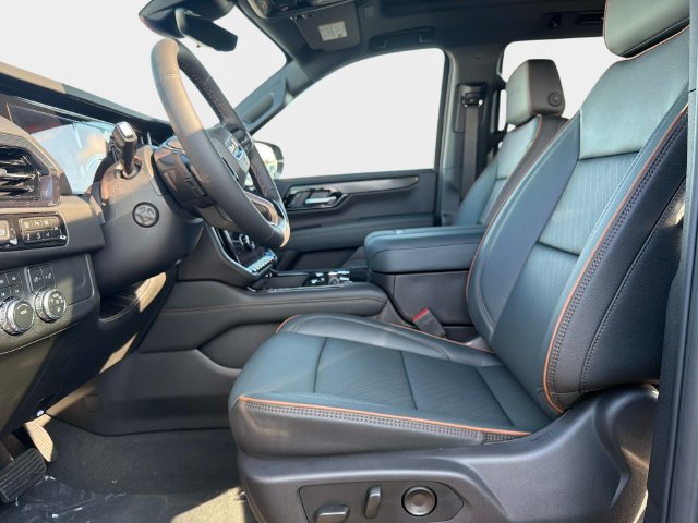 New 2026 GMC Yukon AT4 w/ AT4 Premium Package AWD/4WD image 18