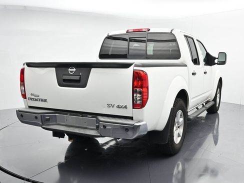 Used 2016 Nissan Frontier SV w/ SV Value Truck Package AWD/4WD image 6