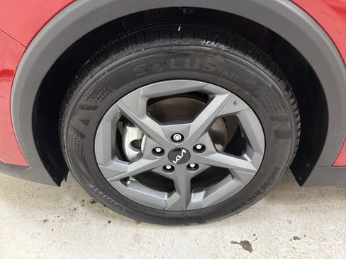 Certified 2025 Kia K4 LXS image 28