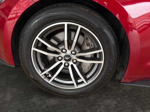 Used 2015 Ford Mustang GT RWD image 33