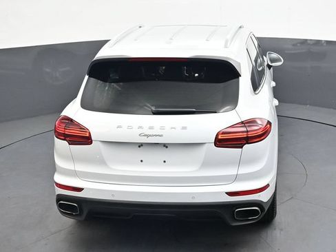 Used 2017 Porsche Cayenne Platinum Edition AWD/4WD image 24