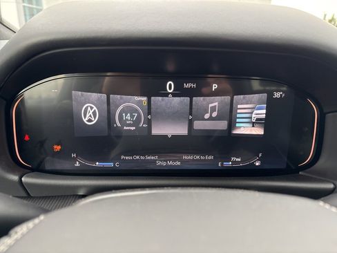 New 2026 Jeep Grand Wagoneer Summit image 16