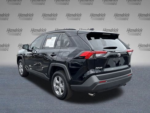 Used 2025 Toyota RAV4 LE image 7