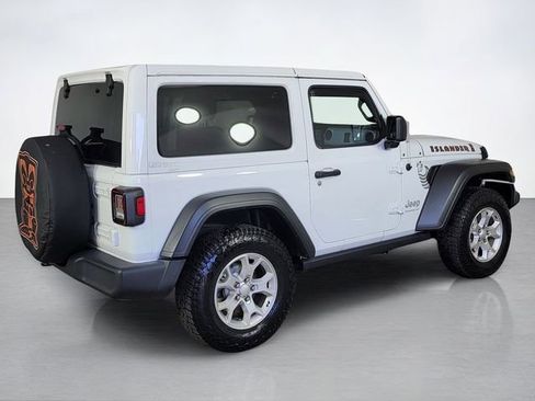 Used 2021 Jeep Wrangler Sport AWD/4WD image 3