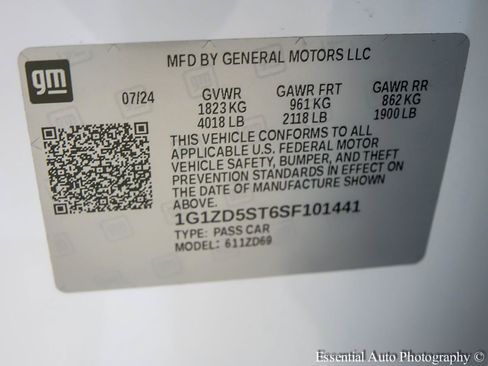 Used 2025 Chevrolet Malibu LT w/ Redline Edition FWD image 35
