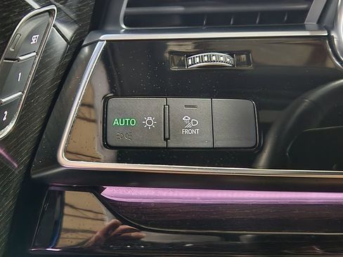 Used 2025 Audi Q7 3.0T Premium Plus AWD/4WD image 41