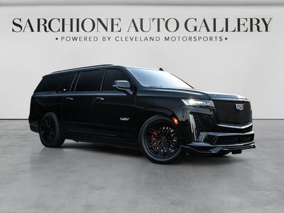 Used 2024 Cadillac Escalade ESV V w/ LPO, ONYX Package