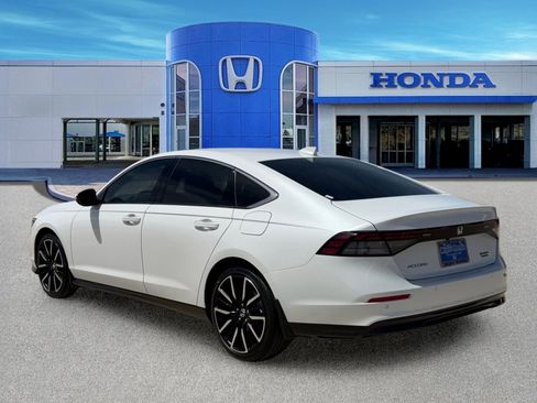 New 2026 Honda Accord Touring image 4