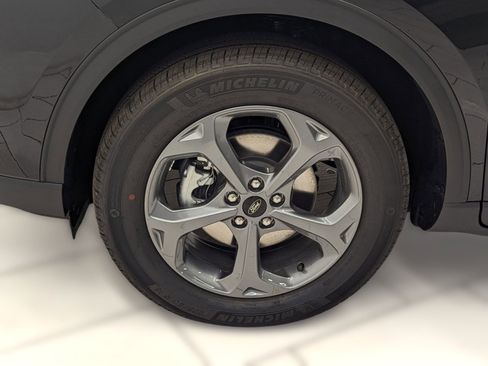 New 2026 Ford Escape ST-Line w/ Tech Pack #1 image 9