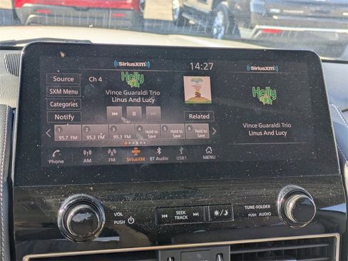 Used 2023 Nissan Armada SL w/ Captain's Chairs Package image 20