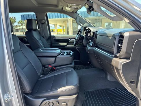 Used 2024 Chevrolet Silverado 2500 LTZ AWD/4WD image 20
