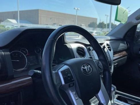 Used 2016 Toyota Tundra Limited w/ Limited Premium Package AWD/4WD image 15