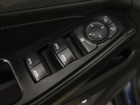 Used 2023 Chevrolet Traverse LT AWD/4WD image 36