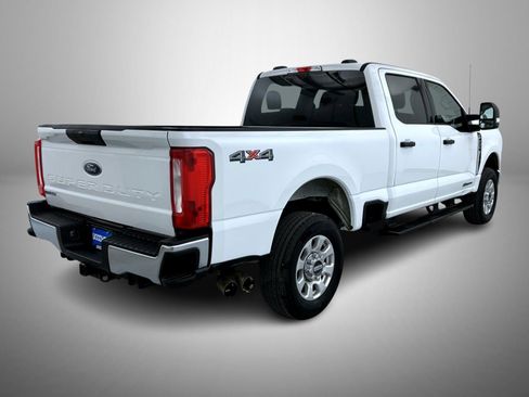 Used 2024 Ford F250 XLT image 5