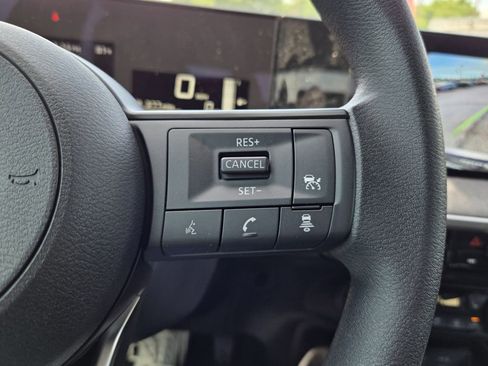 New 2026 Nissan Kicks SV w/ Charging Package FWD image 20