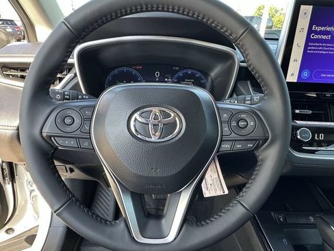 Certified 2026 Toyota Corolla Cross XLE w/ Convenience Package FWD image 12