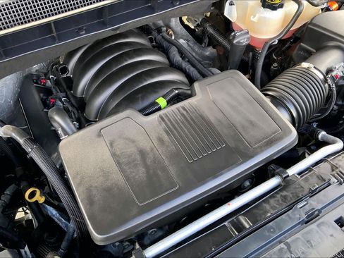 Used 2019 Chevrolet Silverado 1500 RST w/ All-Star Edition image 29