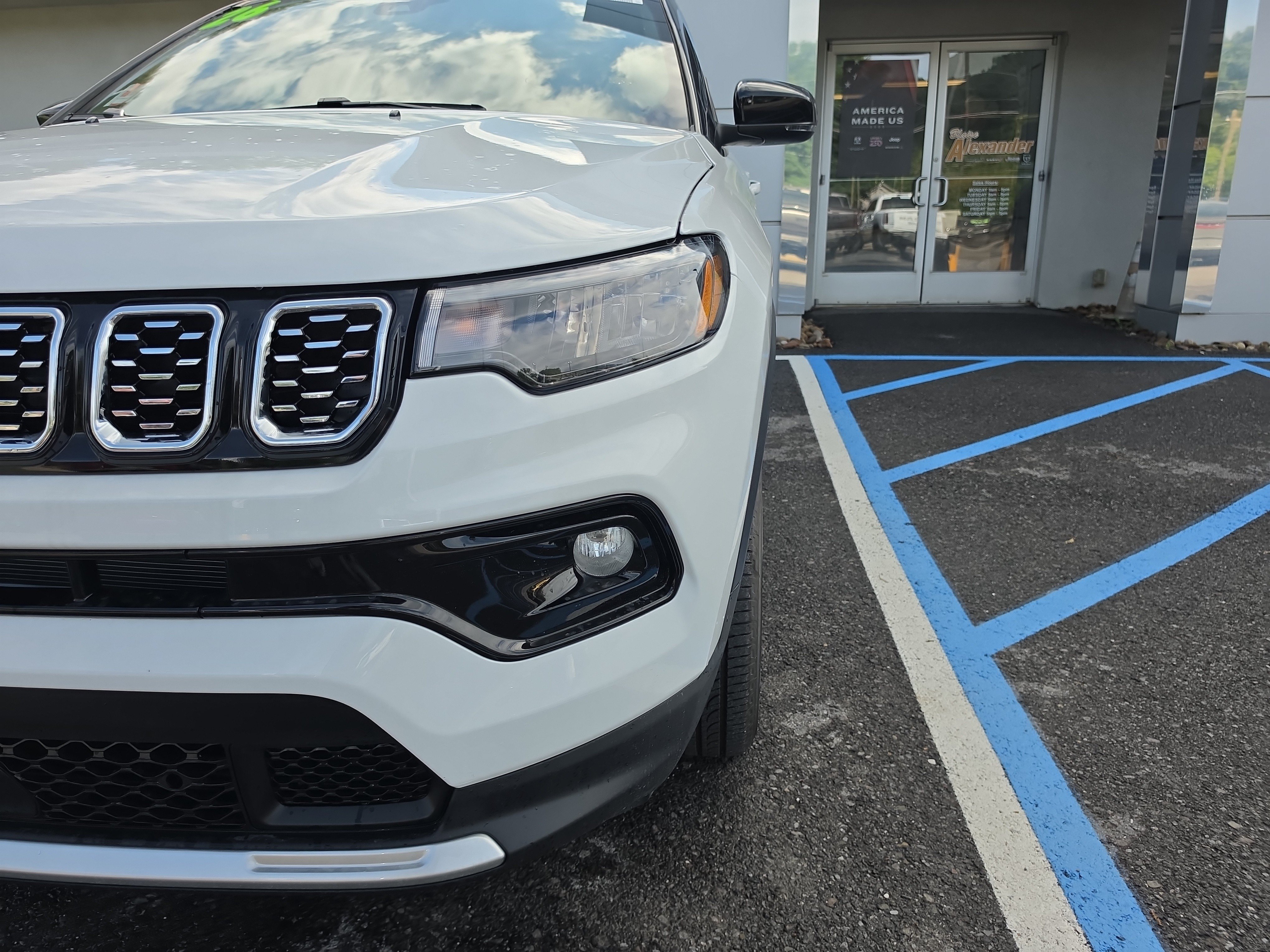 New 2026 Jeep Compass Limited AWD/4WD image 10