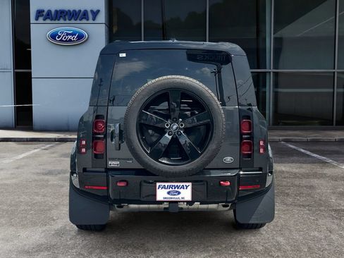 Used 2023 Land Rover Defender 110 X-Dynamic SE AWD/4WD image 6