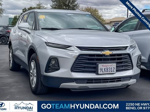 Used 2021 Chevrolet Blazer LT FWD image 1