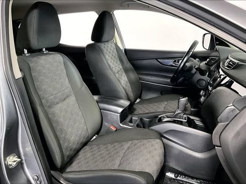 Used 2022 Nissan Rogue Sport SV FWD image 7