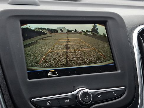 Used 2019 Chevrolet Equinox LS w/ LS Convenience Package AWD/4WD image 18