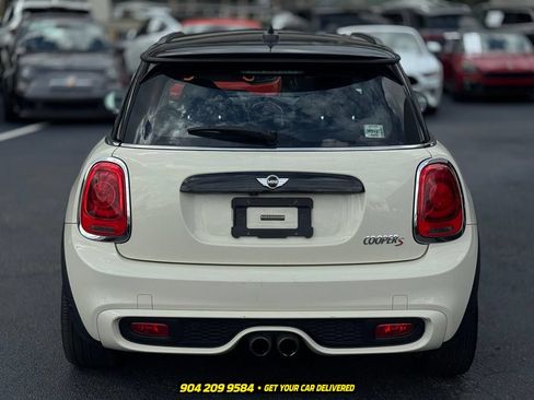 Used 2018 MINI Cooper S FWD image 5