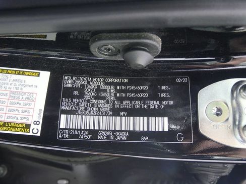 Used 2023 Toyota 4Runner Limited image 26