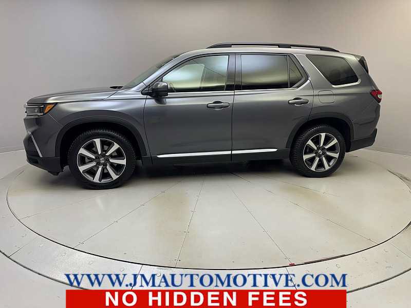 Used 2023 Honda Pilot Elite image 2