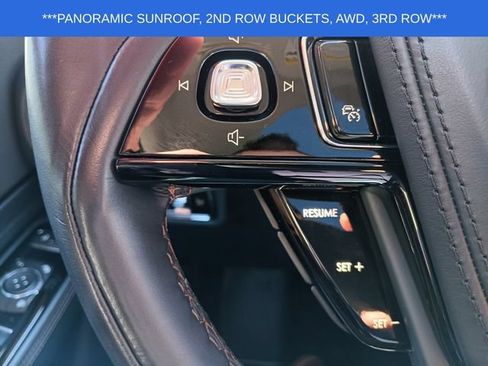 Used 2025 Lincoln Aviator AWD image 4