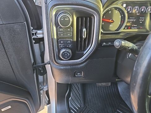 Used 2020 Chevrolet Silverado 3500 LTZ w/ LTZ Premium Package image 15